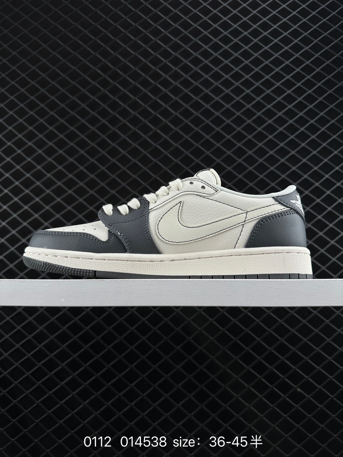 Travis Scott x Air Jordan 1 ” Reverse Mocha “